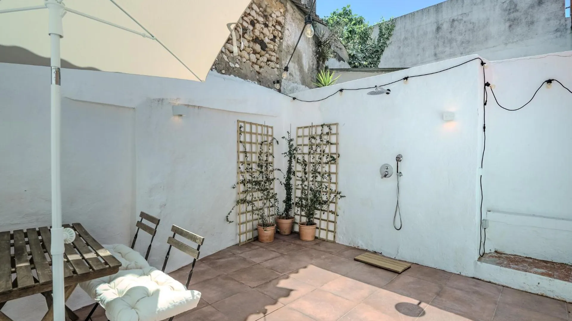 Sunny & Charming Oeiras Historical Center House Villa Holiday home